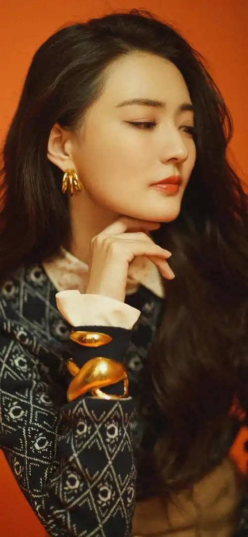 时间:2021-02-05浏览:(1010)标签:徐璐格式:jpg