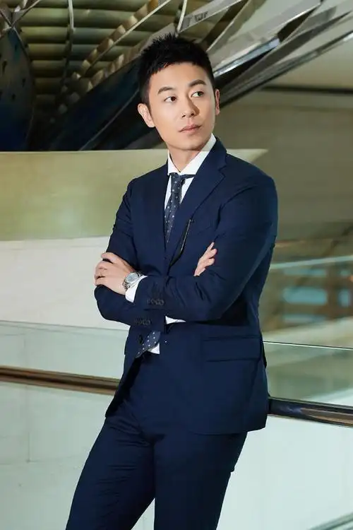 朱亚文 yawen zhu的图片