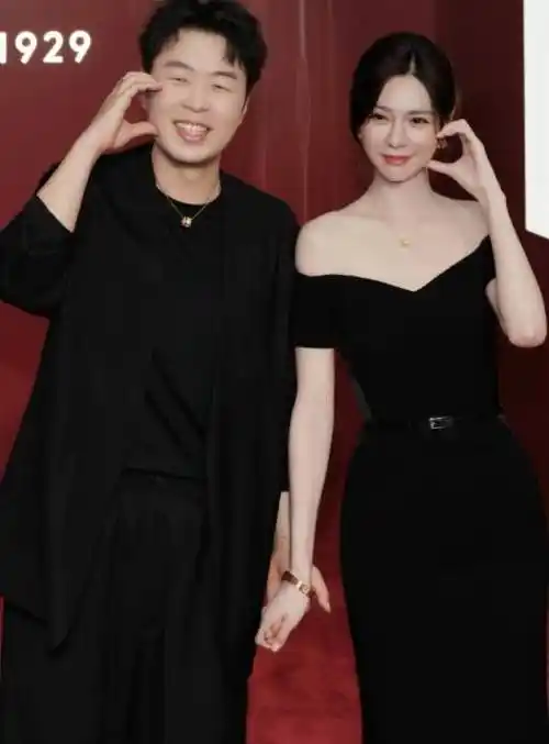 杜海涛又又又瘦上热搜,与沈梦辰更有夫妻相了