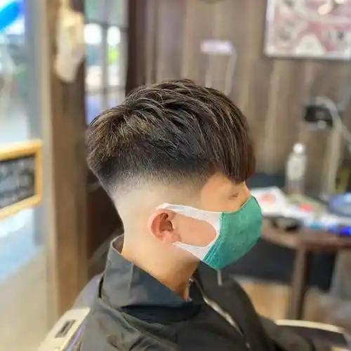 建议男生考虑这4种"两边铲"发型,帅气有魅力|刘海|减龄|飞机头|头发型