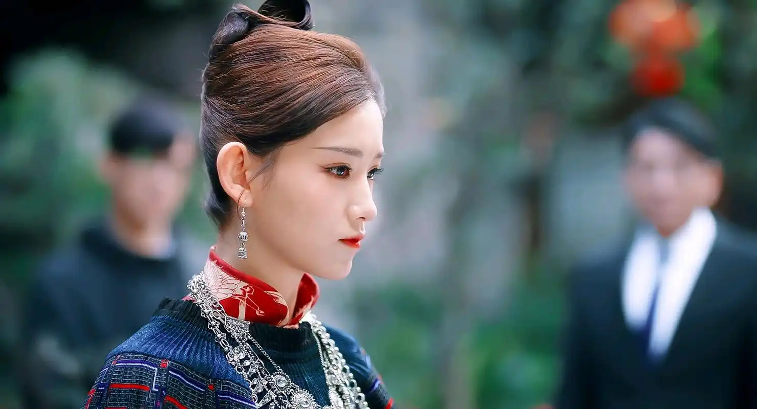 《半妖司藤》司藤请客吃饭是"鸿门宴"?螳螂捕蝉,黄雀在后