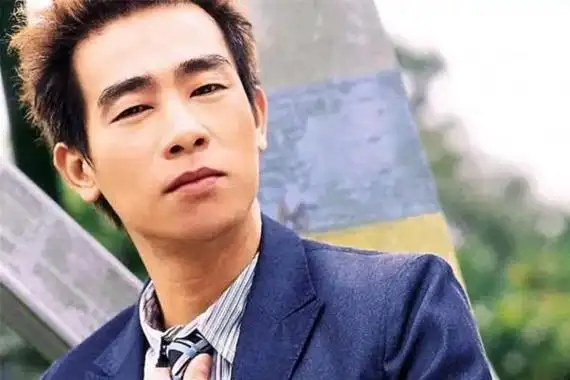 古惑仔陈小春演技(屌丝逆袭陈小春)(5)