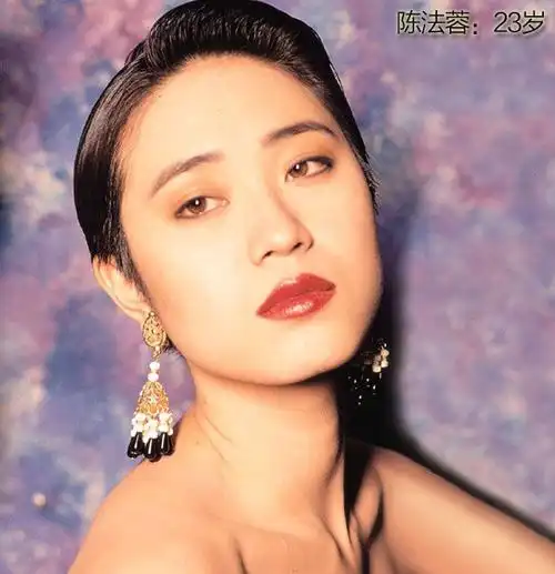 温碧霞已过中年风韵犹存娱乐圈天生御姐范明星组图