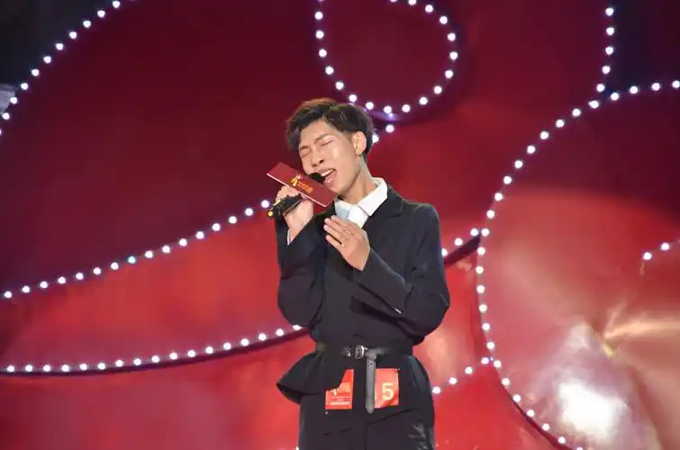 《中国好声音》新疆阿克苏温宿赛区总决赛,蔡治勇摄.