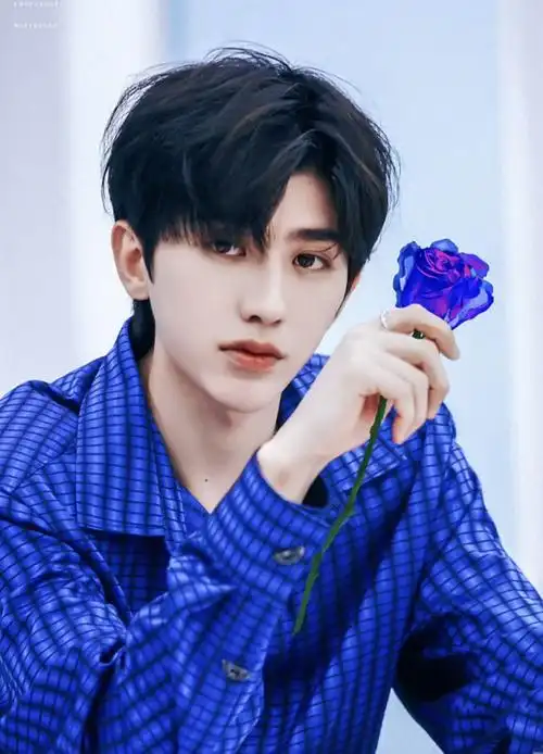 高清壁纸蔡徐坤