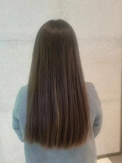 小姐姐新年第一天剪掉长发