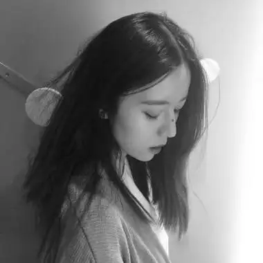 微信头像女生黑白冷酷侧脸 女生头像图片大全 -【爱个性】