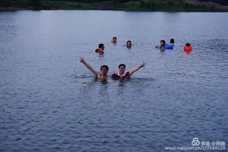 早上水库游泳开始