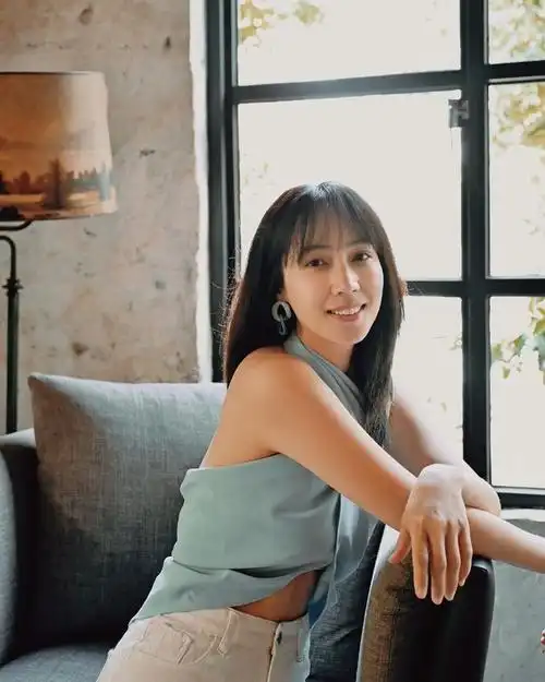 时尚美女12台湾女星黄瀞怡