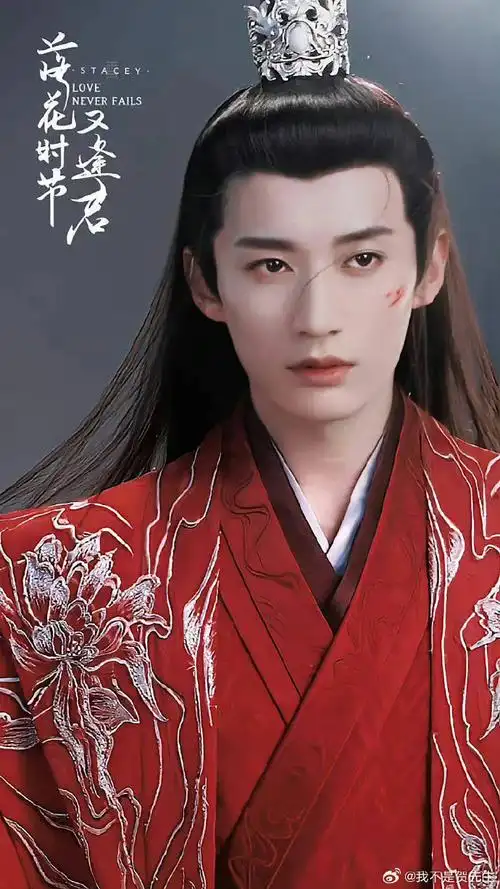 身高183,科班出身毕业于中戏,能文能武,台词功底也很好@mr_刘学义