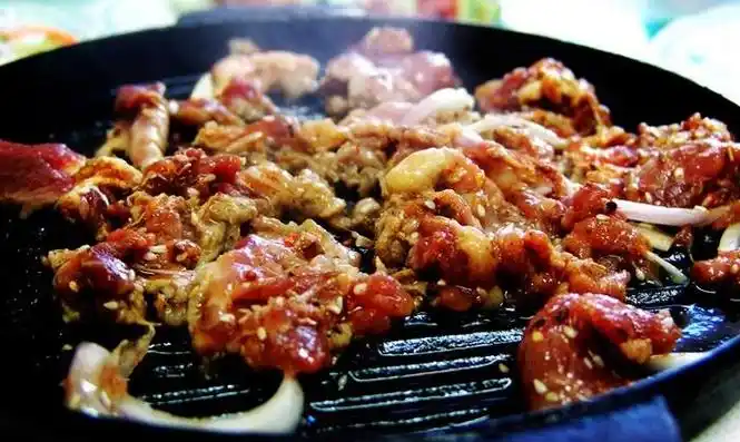 加盟留香铁板烤肉有哪些优势?我现在加盟可以吗?