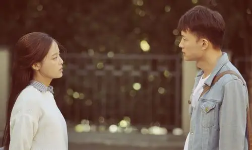 拥抱星星的月亮