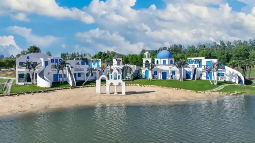 无锡尚田小镇『坐落景区内の尚田花园酒店』,享自助早餐,两早五正一价