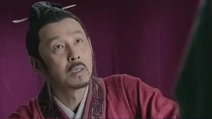 楚汉传奇,刘邦看了韩信写的兵书后,终于明白萧何为什么连夜追他