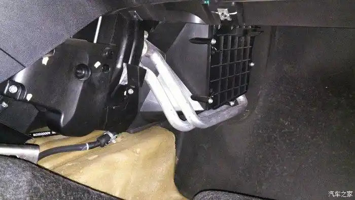 空调滤芯拆换过程分享