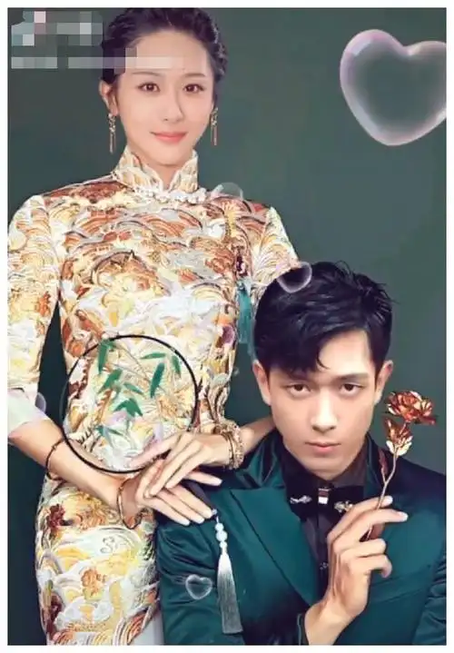 杨紫李现民国造型