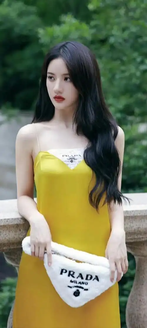 刘些宁高清性感写真来啦.