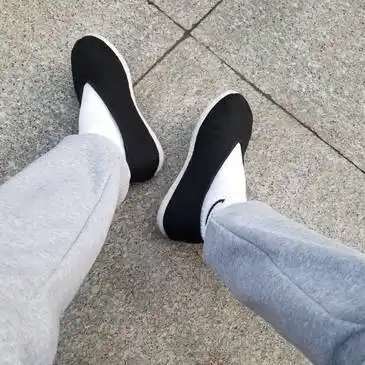 圆口布鞋,白袜灰裤 喜欢的搭配