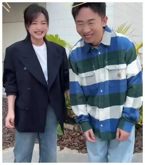 贾玲究竟是一位天赋笑星还是嘲笑对象