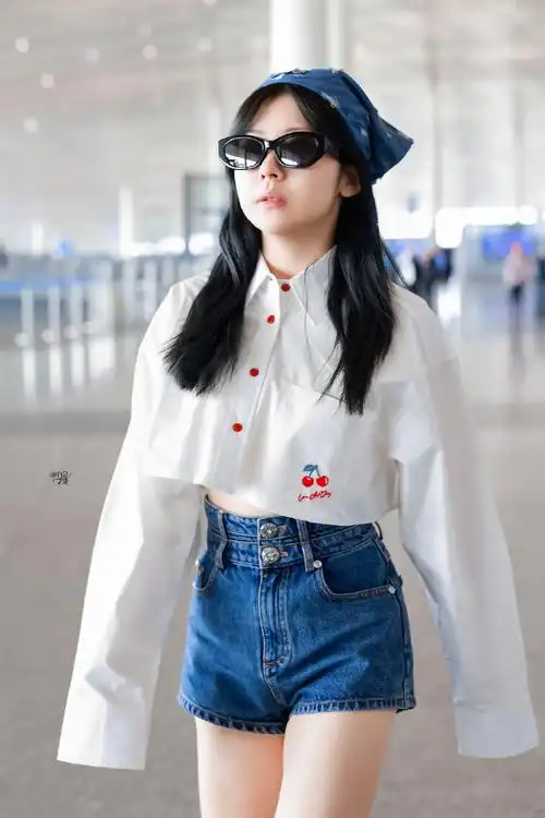 赖美云 金屋藏夫