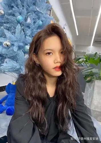 2021最火的法式卷头发少就这样烫