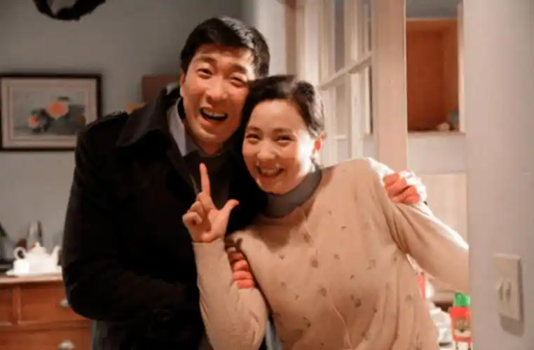 丈夫瞒着妻子给女主播打赏超万元:越看越凄凉_女士_直播_网络