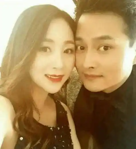 成名后分手原配,没想到在危难时,给予他袒护的竟是前妻_云飞_孩子