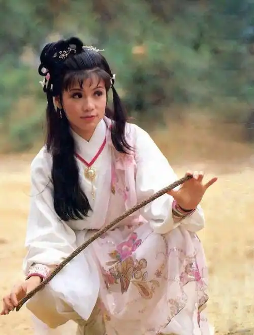 1983年《射雕英雄传》黄蓉(剧照)3