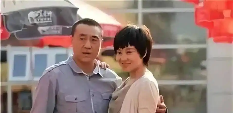 原创1997年何冰女同学说我都29了嫁不出去了要不然你娶我吧