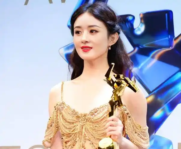 赵丽颖露怯,刘亦菲珠圆玉润,孙俪不敢认_造型_倪妮_身材