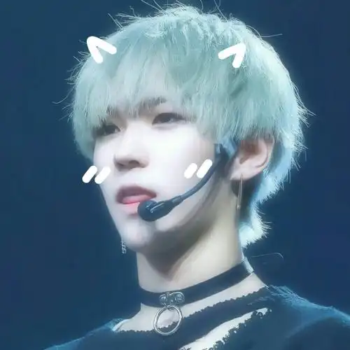 偶像练习生李希侃头像自截