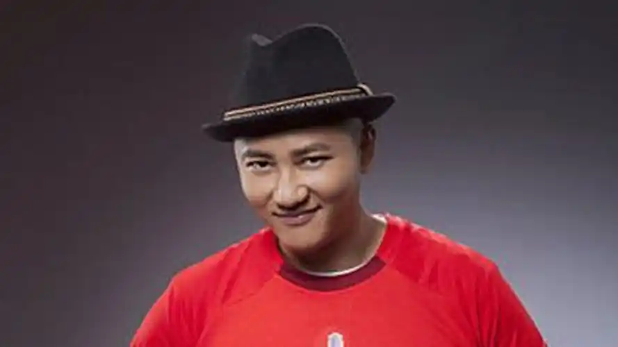 关喆的成名歌曲想你的夜,失恋的人不要听,听完想哭