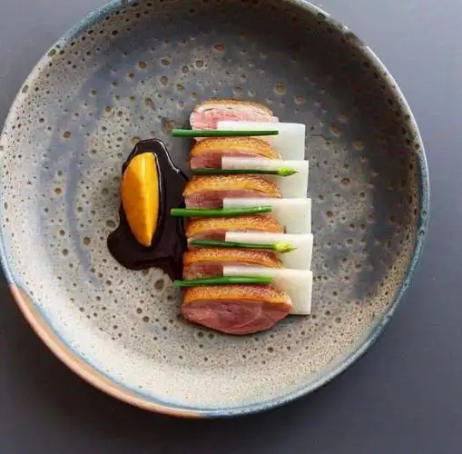 鉴赏这些菜品是艺术品吧太精致了