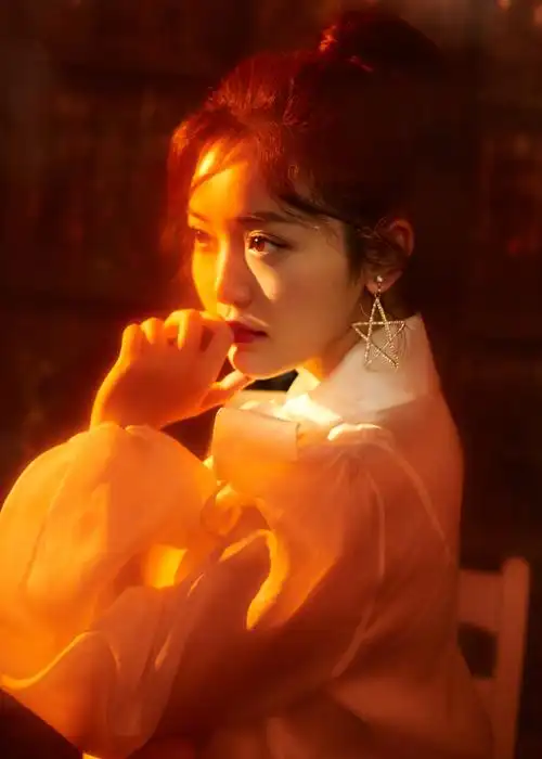 糖果少女金雯昕今年夏天最甜女演员出现了