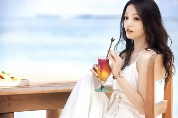 张韶涵经历了什么大事件张韶涵经历了3件大事