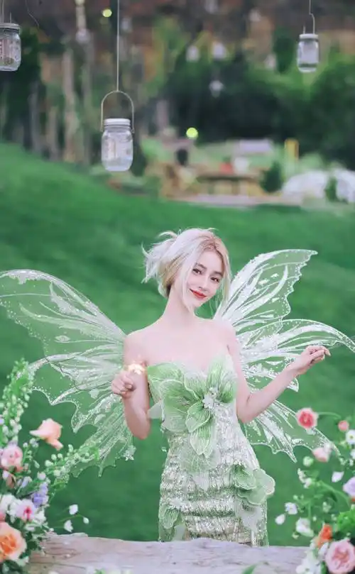 angelababy绿野仙踪精灵造型大片