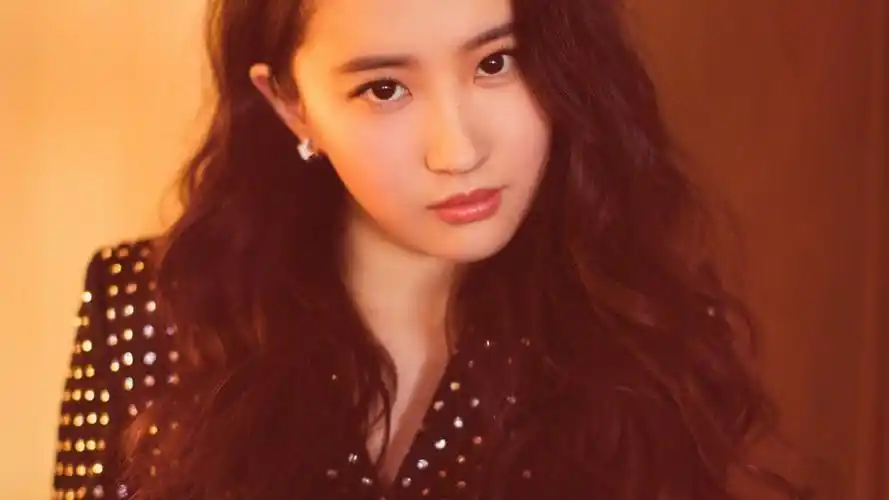 女明星刘亦菲图片壁纸1720