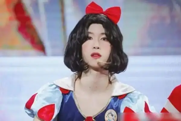 全新挑战曝蔡徐坤将拍一套女装写真元旦前后公开