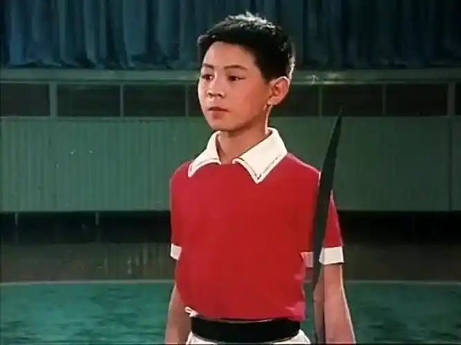 小时候的李连杰究竟有多厉害?一段短片感受下!