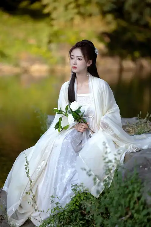 吴谨言古装好有灵气##吴谨言古装仙气