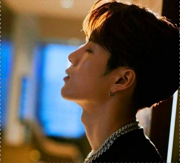 男生的"喉结",为何摸不得?一组漫画揭露真相,(女生禁入版)