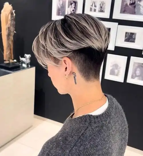 不仅可以通过剪短头发来减轻夏季的不适感,还可以选择一款帅气的发型