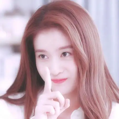 张雪迎/爱豆头像/自截滤/拿图评论/欢迎关注收藏/by诗洛落 小落头像库