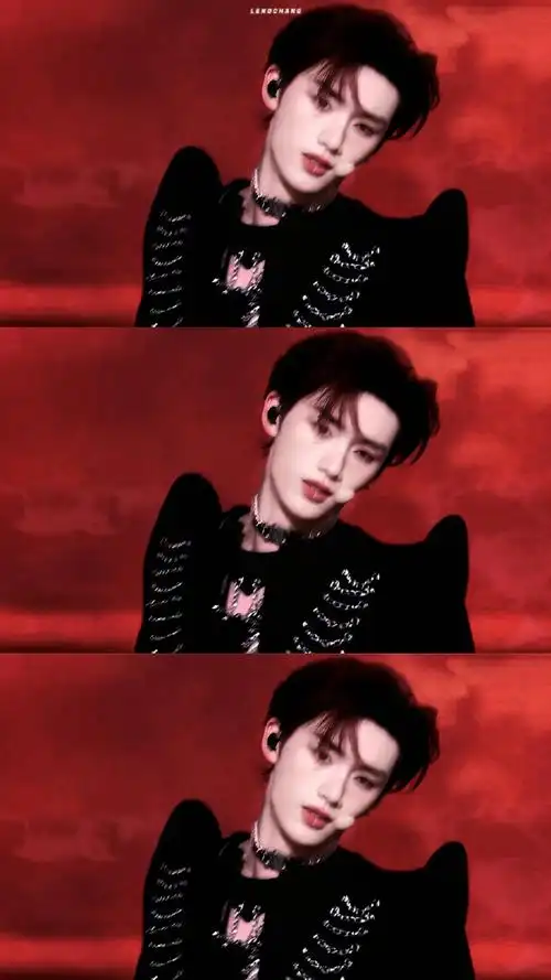 丁程鑫在演唱会上哭了##丁程鑫舞台造型爆改ladygaga