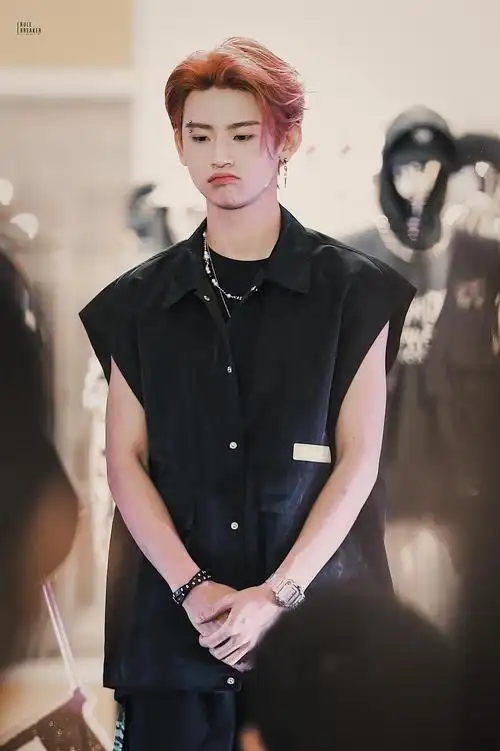 小鬼王琳凯卡宾见面会