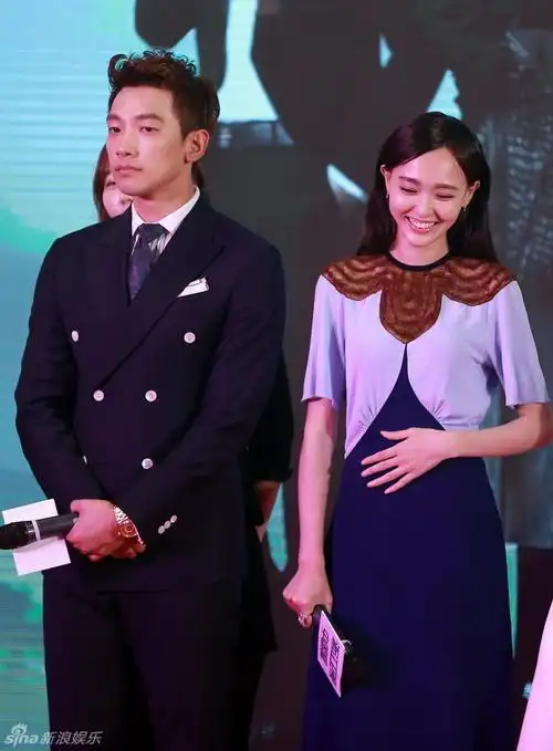 组图:《克拉恋人》发布 rain和唐嫣太甜蜜_高清图集_新浪网