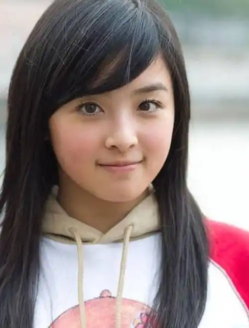 爆料:张含韵15岁出身于"超级女声",如今29岁的她却怎么不红了呢?