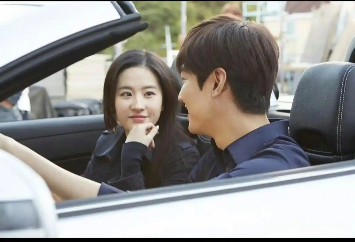 李敏镐和刘亦菲真的很般配