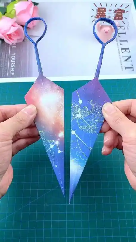 折一个超酷又好玩的苦无手里剑,快来试试吧#折纸 #秒懂创意的微博视频