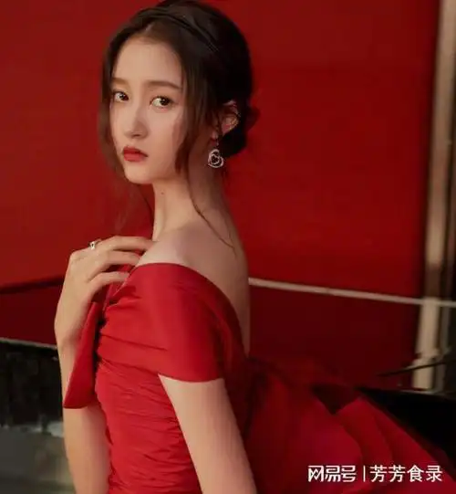 关晓彤直言王牌搭子是特殊符号揭秘了节目组的真实内幕